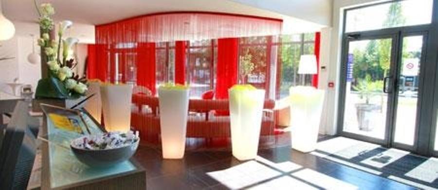 คีเรียด์ชาร์เลวิลเลเมเซียเรส Hotel ชาร์เลอวิลล์-เมซิแยร์ ภายนอก รูปภาพ